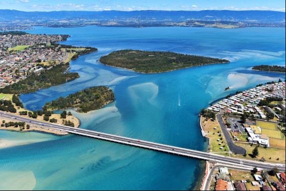 Windang Bridge, Lake Illawarra NSW 