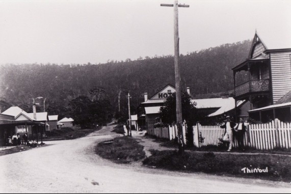 Main Road, Thirroul