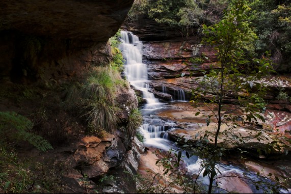 Cave Cascade